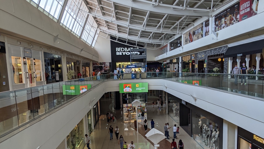 Plaza Las Americas
